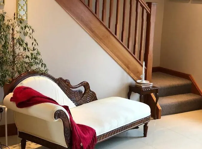 Connemara. 3 Bedroom, 8 Bed,