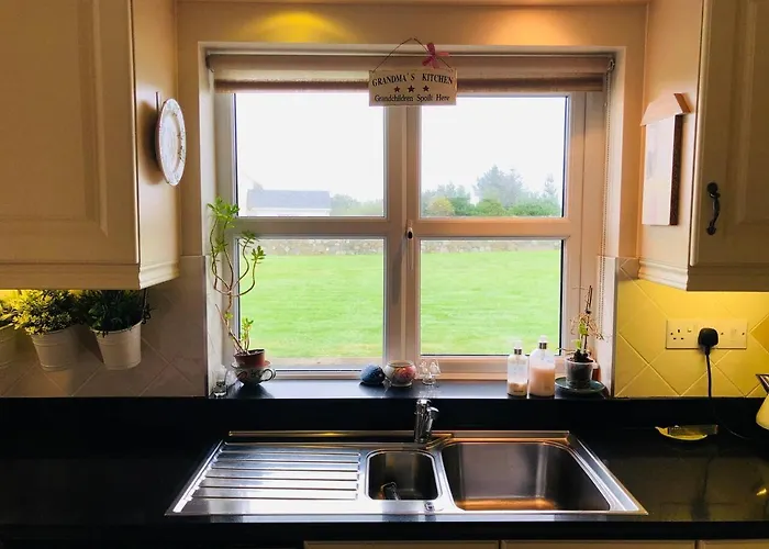 Prázdninový dům Connemara. 3 Bedroom, 8 Bed,