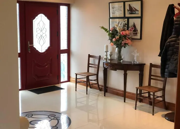 Connemara. 3 Bedroom, 8 Bed, Galway