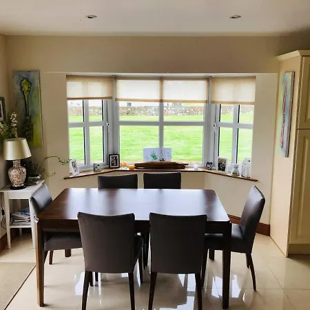 Nyaraló Connemara. 3 Bedroom, 8 Bed, Galway
