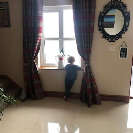 Connemara. 3 Bedroom, 8 Bed, Feriehus Galway