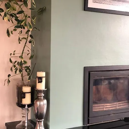 Semesterbostad Connemara. 3 Bedroom, 8 Bed,
