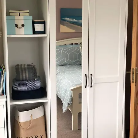 Semesterbostad Connemara. 3 Bedroom, 8 Bed,