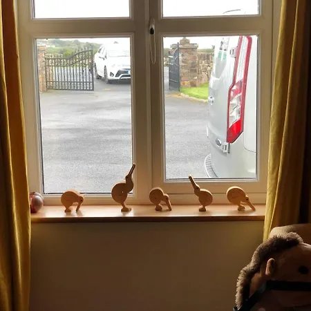 Connemara. 3 Bedroom, 8 Bed,