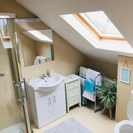 Connemara. 3 Bedroom, 8 Bed, Semesterbostad *