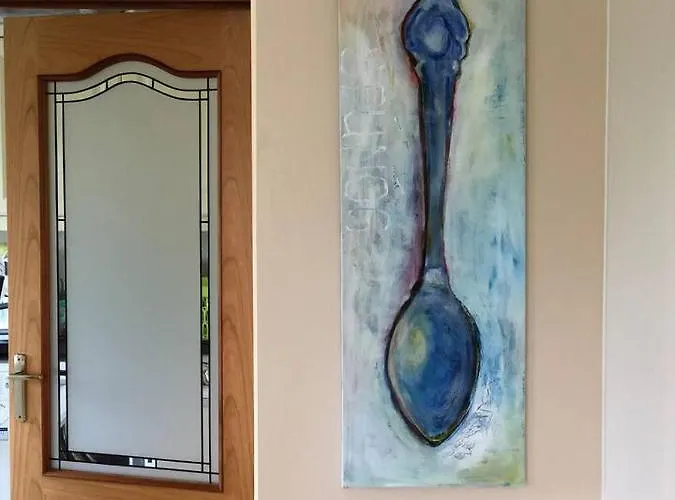 Casa vacanze Connemara. 3 Bedroom, 8 Bed, *