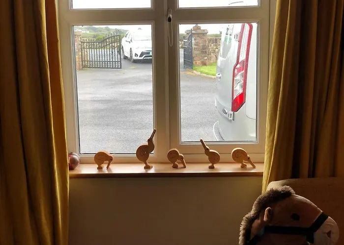 Connemara. 3 Bedroom, 8 Bed,