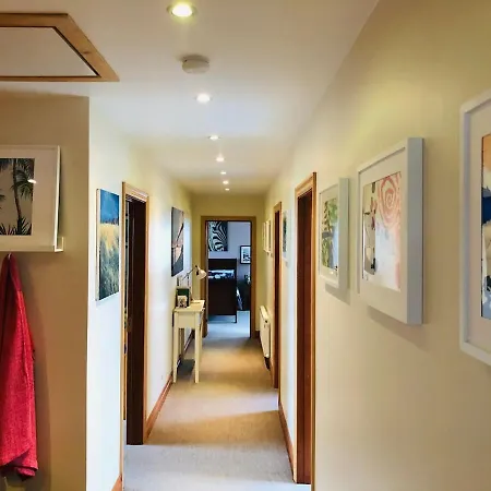 Connemara. 3 Bedroom, 8 Bed, Galway