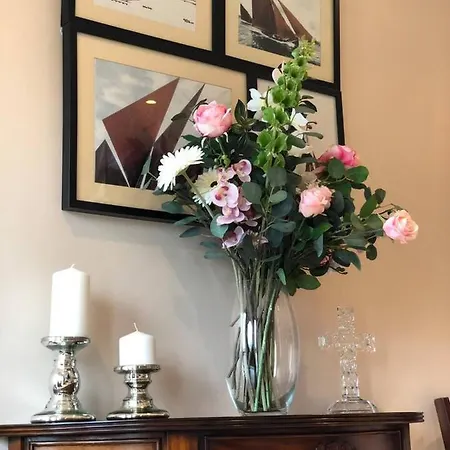 Connemara. 3 Bedroom, 8 Bed, * Galway